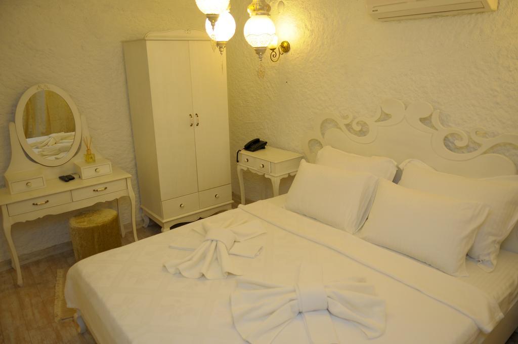 Alacati Alanur Otel Rum bild